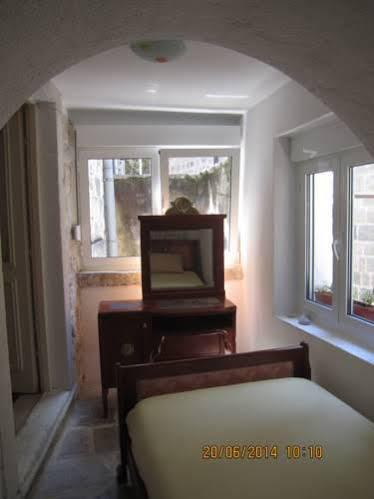 Apartment Ozana Kotor Exterior photo